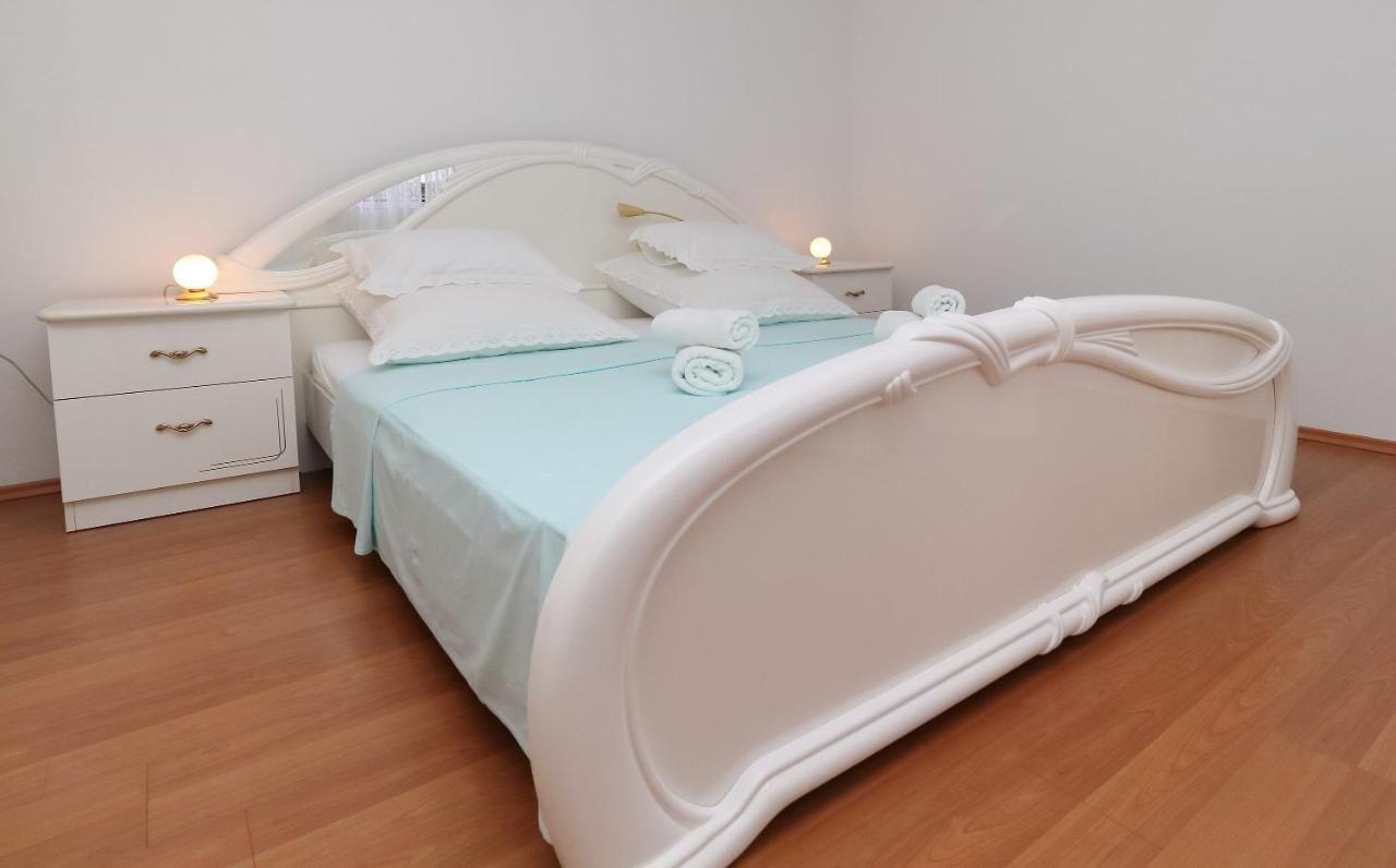 Apartman Nika - Marija Макарска Экстерьер фото