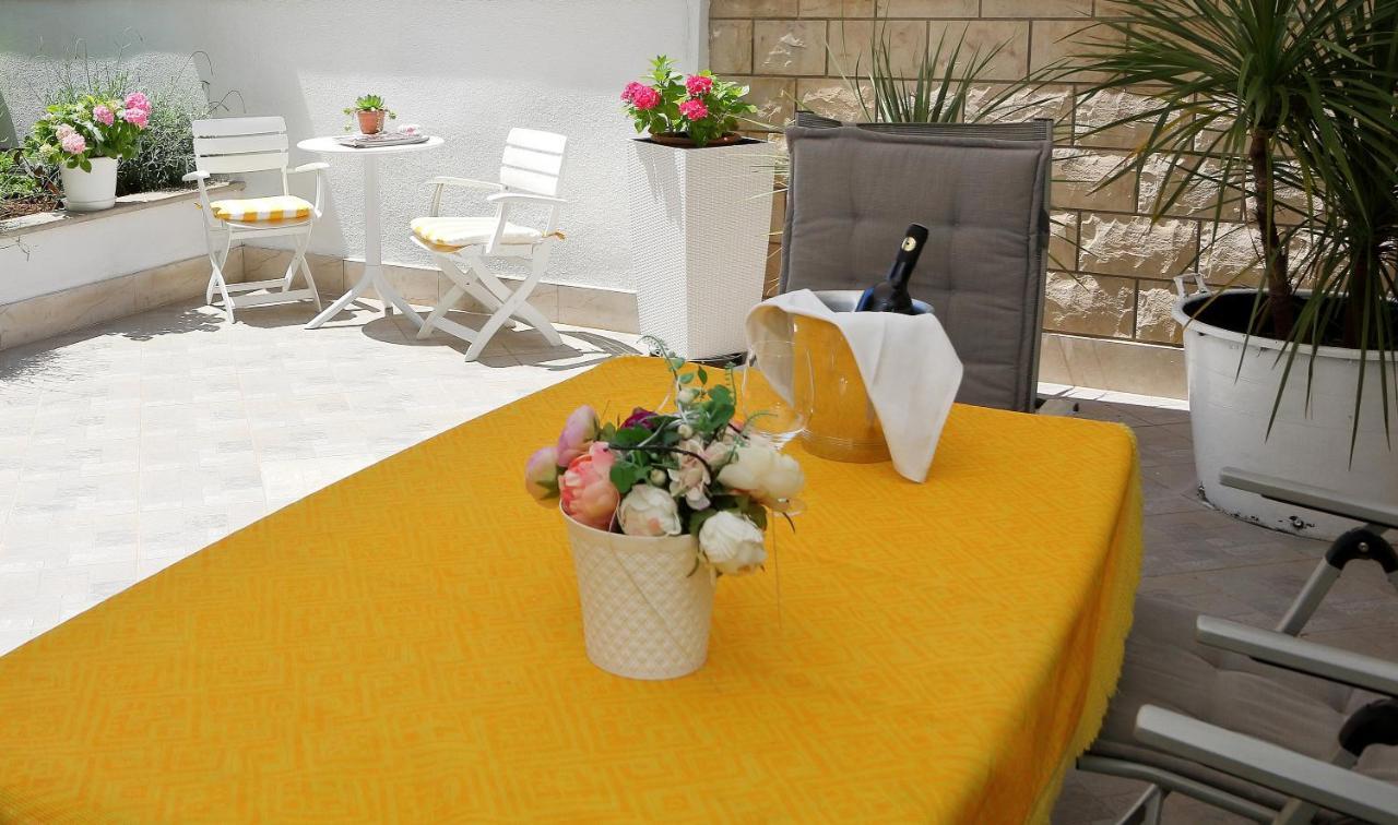 Apartman Nika - Marija Макарска Экстерьер фото