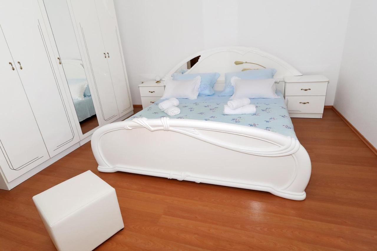 Apartman Nika - Marija Макарска Экстерьер фото